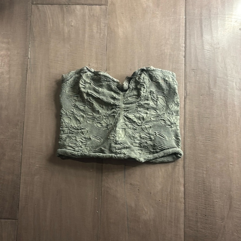 Women’s tube top